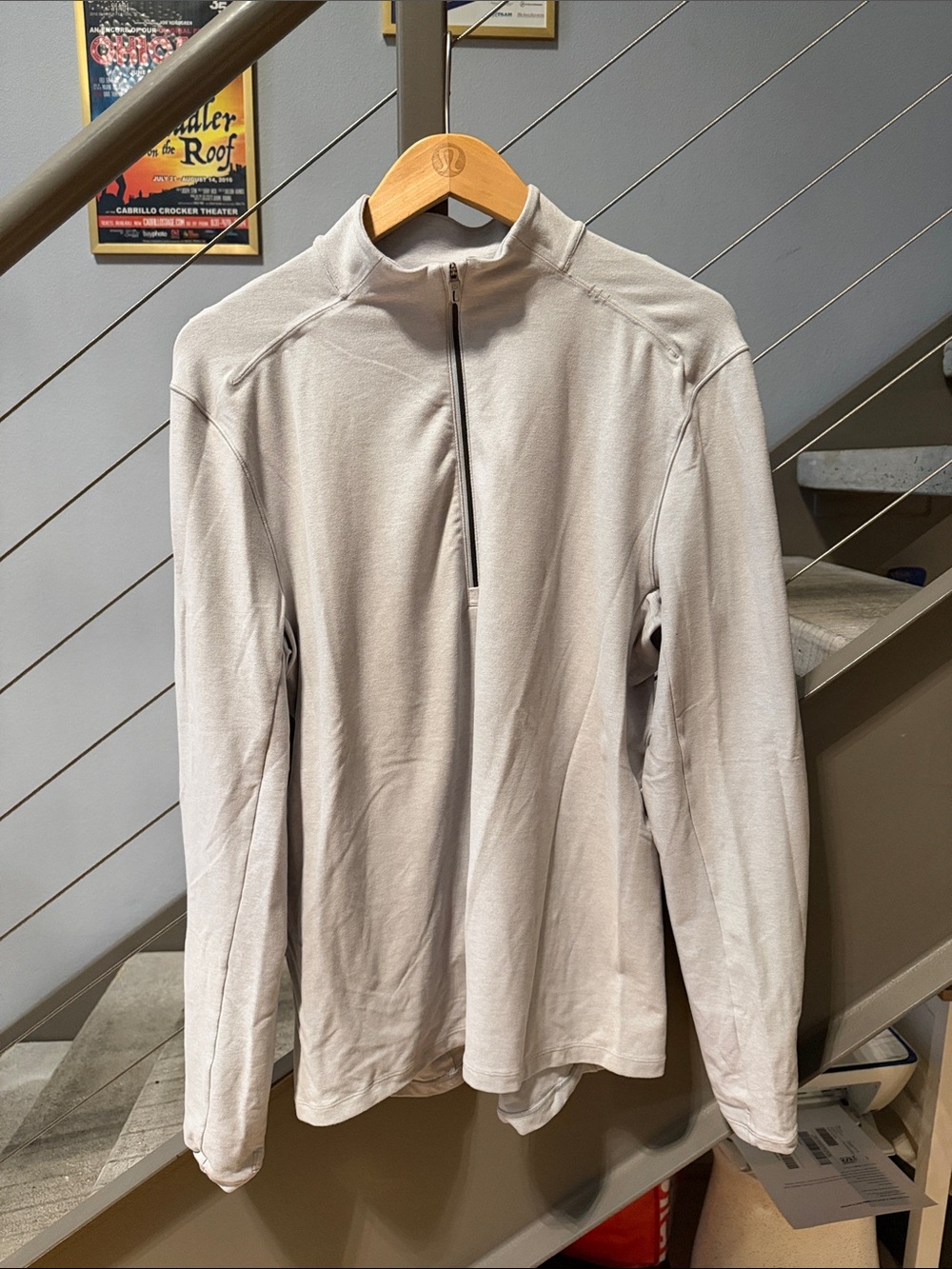 Lululemon Surge Warm Half Zip Light Grey Men’s Small